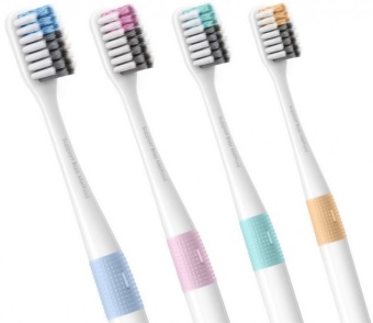 Набор зубных щеток Xiaomi Bass Soft Toothbrush 4 штуки (Цветные)