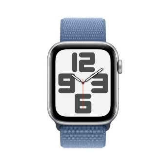 Apple Watch SE 2023, 44 мм, корпус из алюминия серебристого цвета, спортивный браслет цвета «ледяной синий»